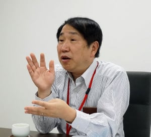 株式会社明興テクノス システム本部 システム開発部 開発課 課長兼データセンター長 内田さま