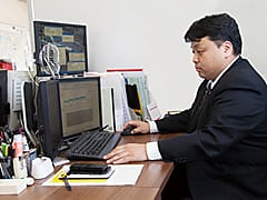 山野芳嗣様　パソコン