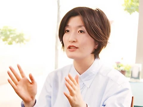 事務部 課長 佐藤 瑠美様